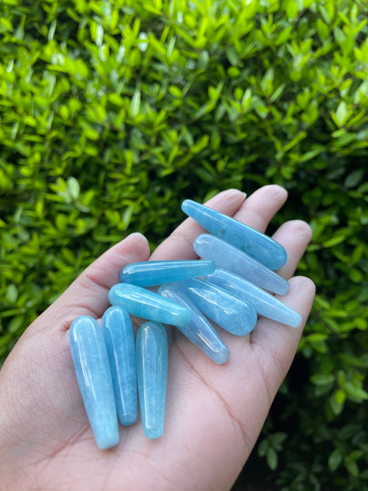 Blue calcite mini wand